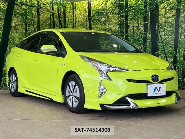 Toyota PRIUS 2017-01 7619261-15
