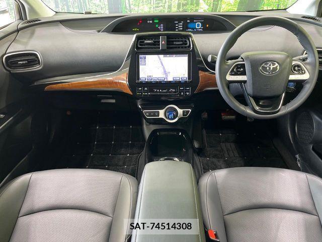 Toyota PRIUS 2017-01 7619261-1