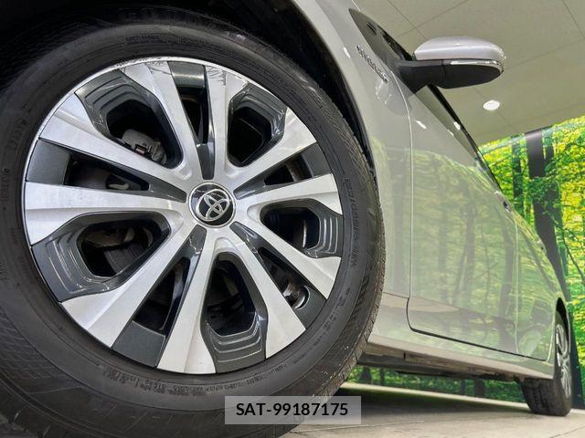 Toyota PRIUS 2019-08 7619263-10