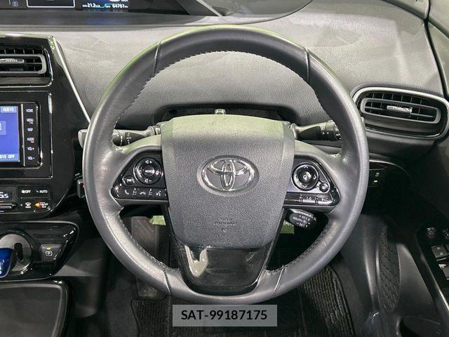 Toyota PRIUS 2019-08 7619263-12