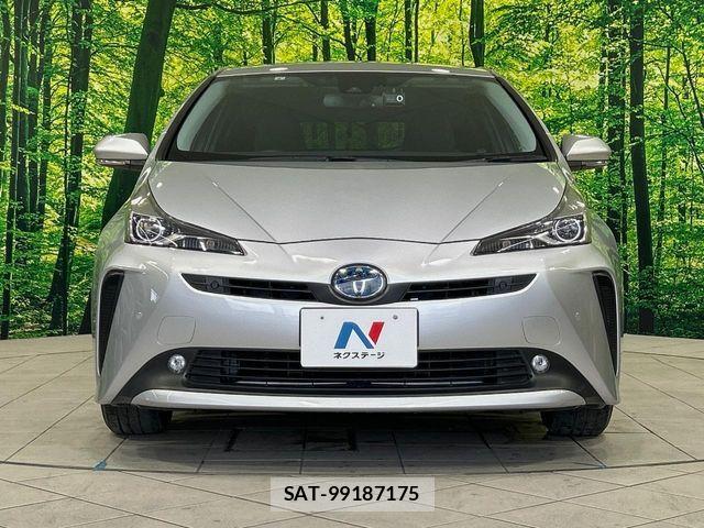 Toyota PRIUS 2019-08 7619263-13