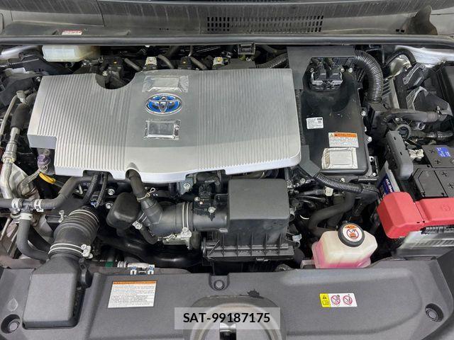 Toyota PRIUS 2019-08 7619263-17