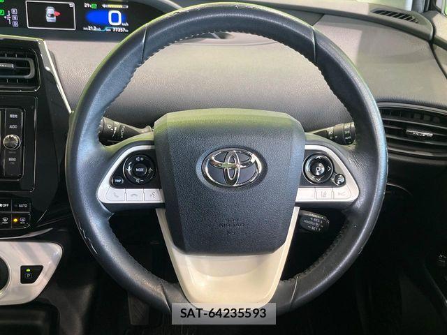 Toyota PRIUS 2017-07 7619265-10