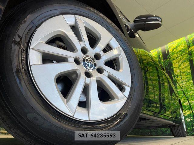Toyota PRIUS 2017-07 7619265-12