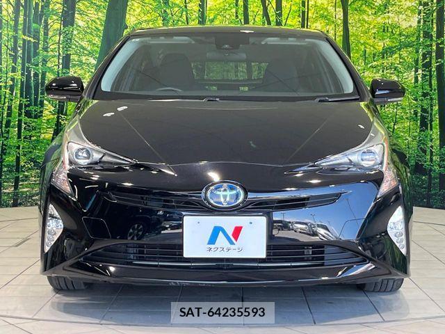 Toyota PRIUS 2017-07 7619265-13