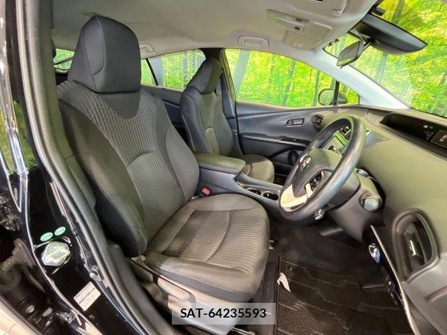 Toyota PRIUS 2017-07 7619265-7