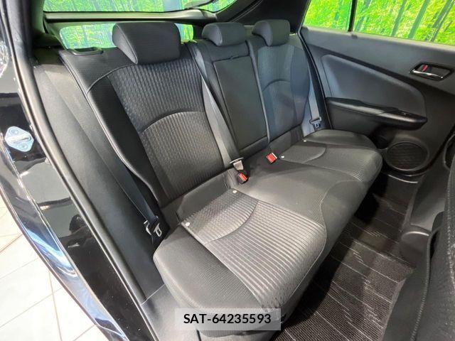 Toyota PRIUS 2017-07 7619265-8