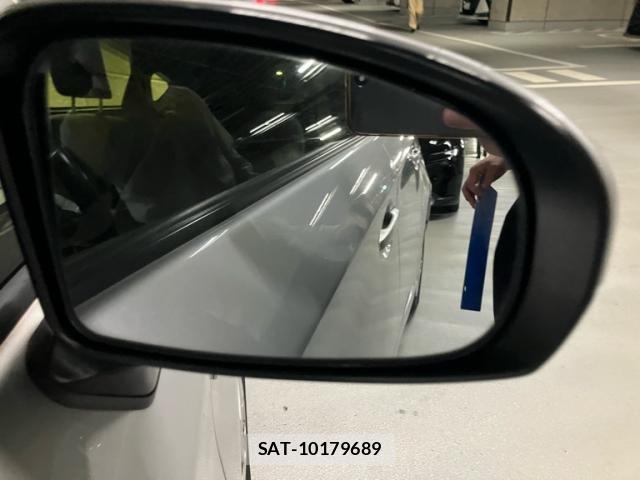 Toyota PRIUS 2010-07 7619340-12