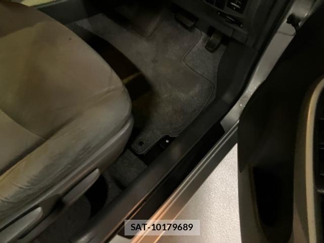 Toyota PRIUS 2010-07 7619340-16