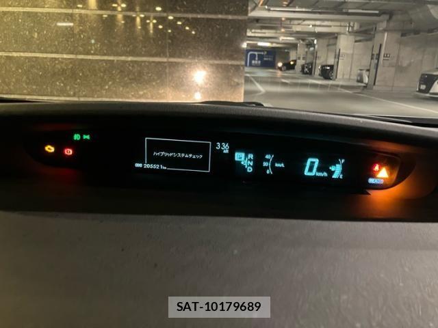 Toyota PRIUS 2010-07 7619340-19