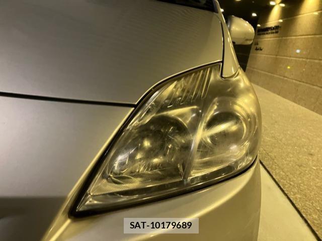 Toyota PRIUS 2010-07 7619340-2