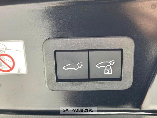 Toyota PRIUS 2025-04 7619205-5