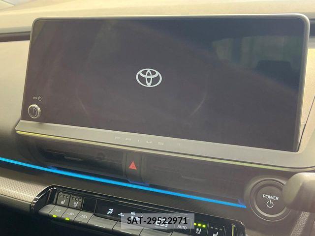 Toyota PRIUS 2023-08 7619214-2