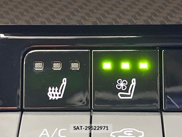 Toyota PRIUS 2023-08 7619214-4