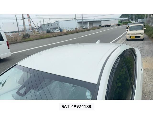 Toyota PRIUS 2017-06 7619286-9