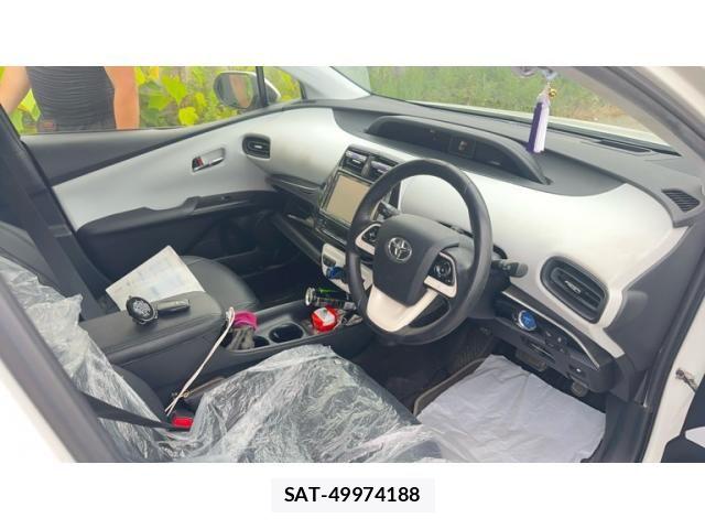 Toyota PRIUS 2017-06 7619286-10