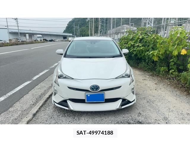 Toyota PRIUS 2017-06 7619286-1