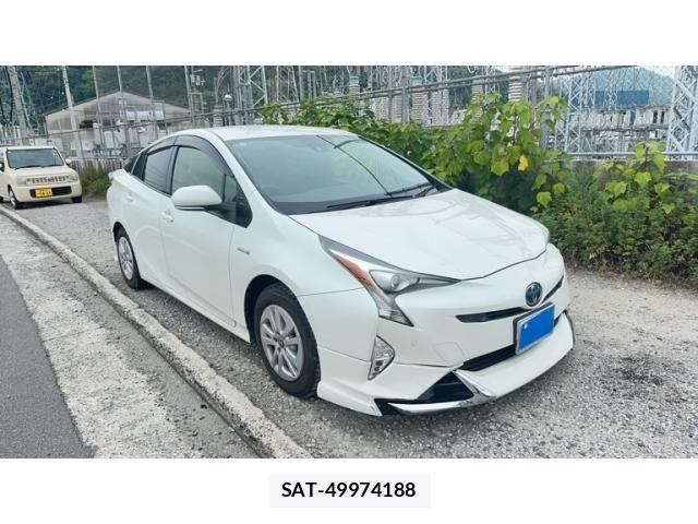 Toyota PRIUS 2017-06 7619286-2