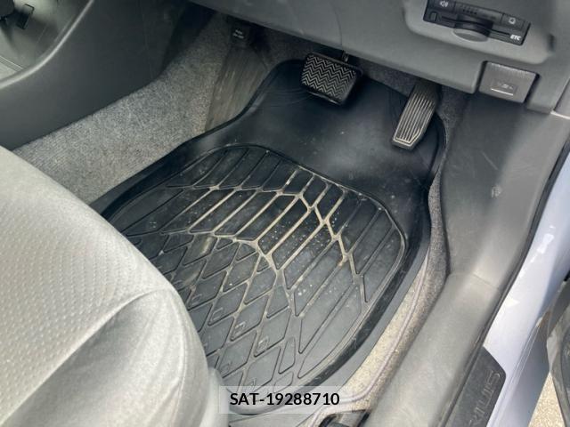 Toyota PRIUS 2010-03 7619320-10