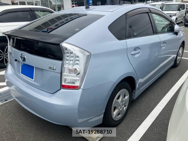 Toyota PRIUS 2010-03 7619320-4