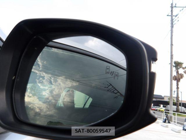 Toyota PRIUS 2023-10 7619244-22