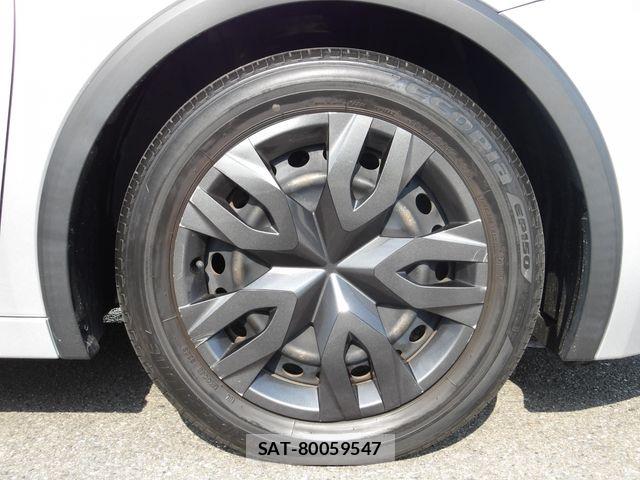 Toyota PRIUS 2023-10 7619244-26