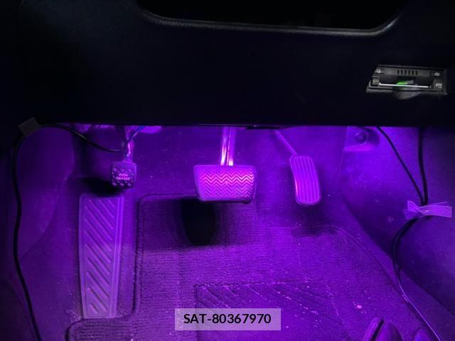Toyota PRIUS 2018-03 7619290-11