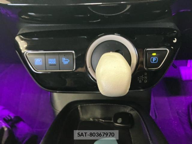 Toyota PRIUS 2018-03 7619290-14