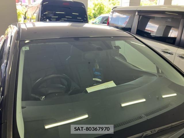 Toyota PRIUS 2018-03 7619290-6