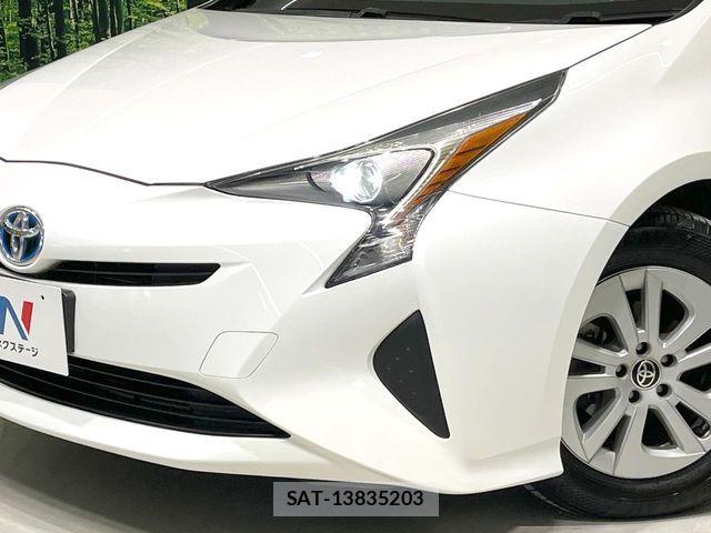 Toyota PRIUS 2016-06 7619280-11