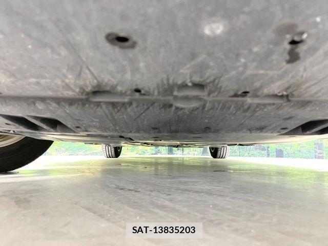 Toyota PRIUS 2016-06 7619280-18