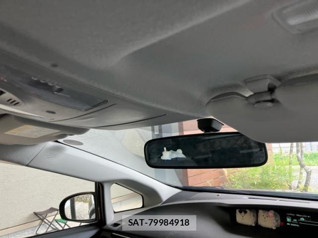 Toyota PRIUS 2014-03 7619350-22