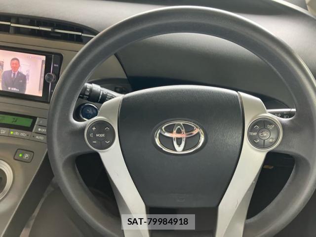 Toyota PRIUS 2014-03 7619350-23