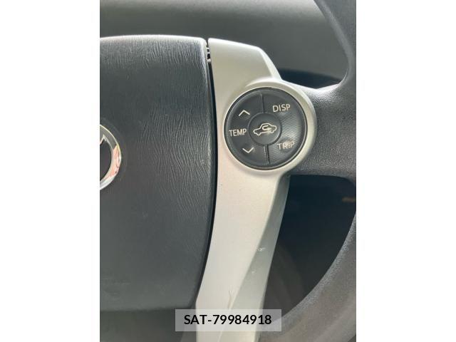 Toyota PRIUS 2014-03 7619350-25