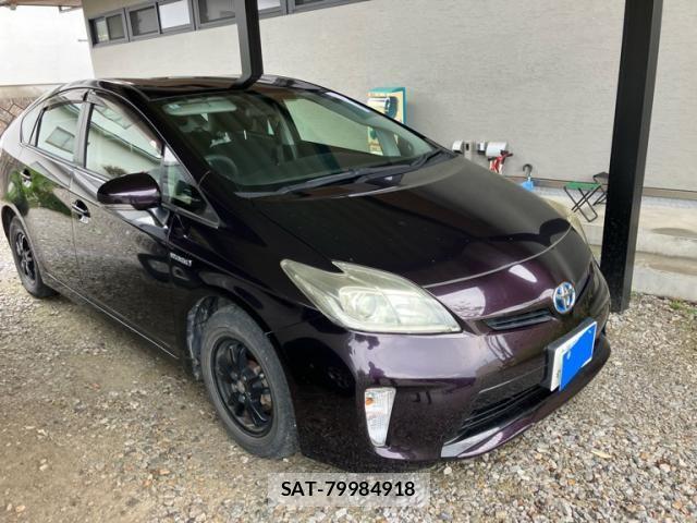 Toyota PRIUS 2014-03 7619350-2