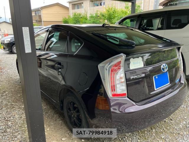 Toyota PRIUS 2014-03 7619350-5