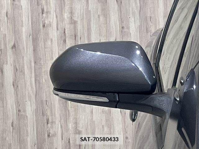Toyota PRIUS 2016-03 7619271-21