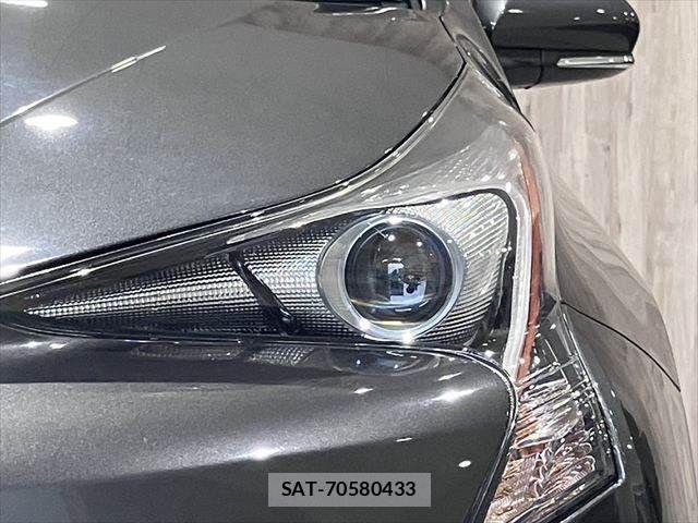 Toyota PRIUS 2016-03 7619271-22