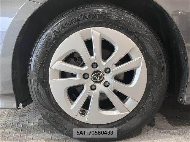 Toyota PRIUS 2016-03 7619271-28