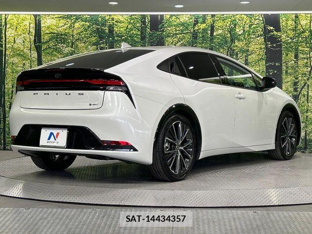 Toyota PRIUS 2025-01 7619203-16