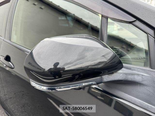 Toyota PRIUS 2022-03 7727342-19