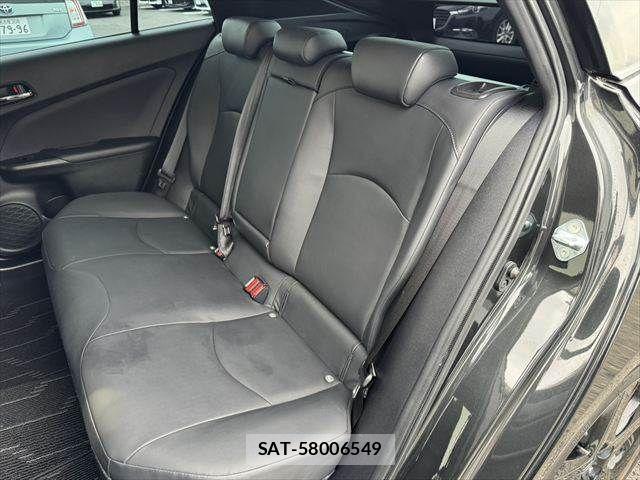 Toyota PRIUS 2022-03 7727342-24