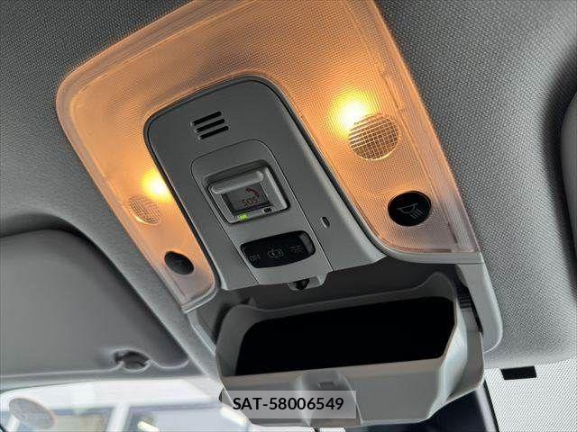 Toyota PRIUS 2022-03 7727342-29