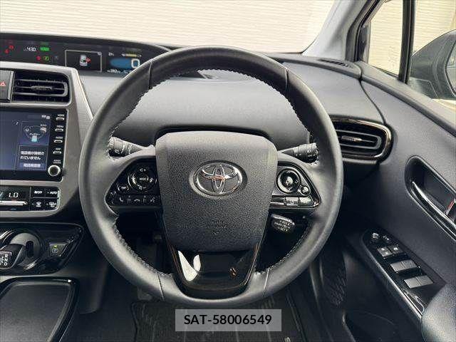 Toyota PRIUS 2022-03 7727342-7