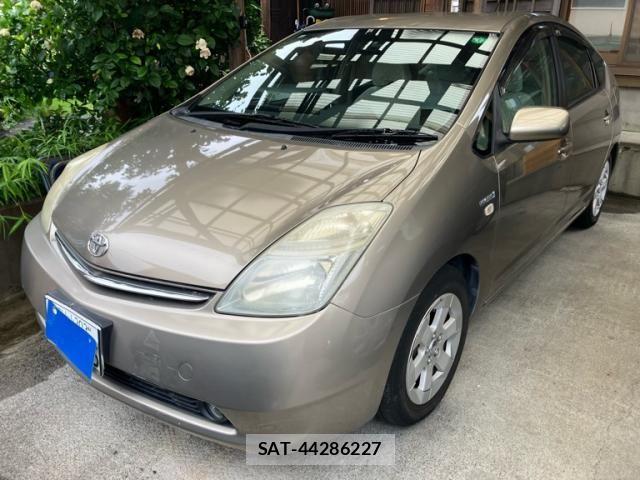 Toyota PRIUS 2006-01 7727455-1