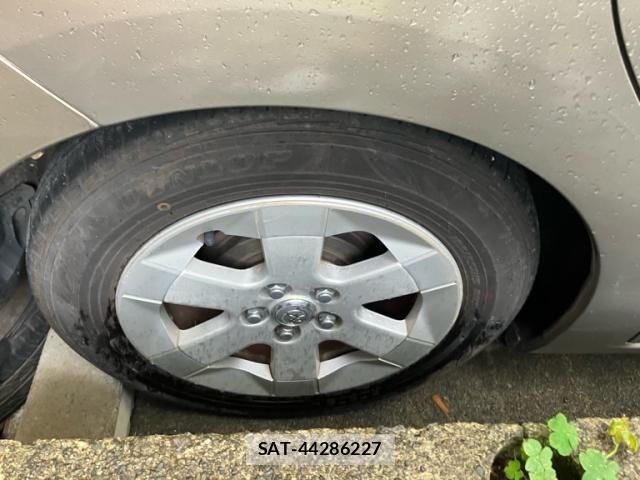 Toyota PRIUS 2006-01 7727455-4