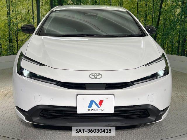 Toyota PRIUS 2023-12 7727340-14