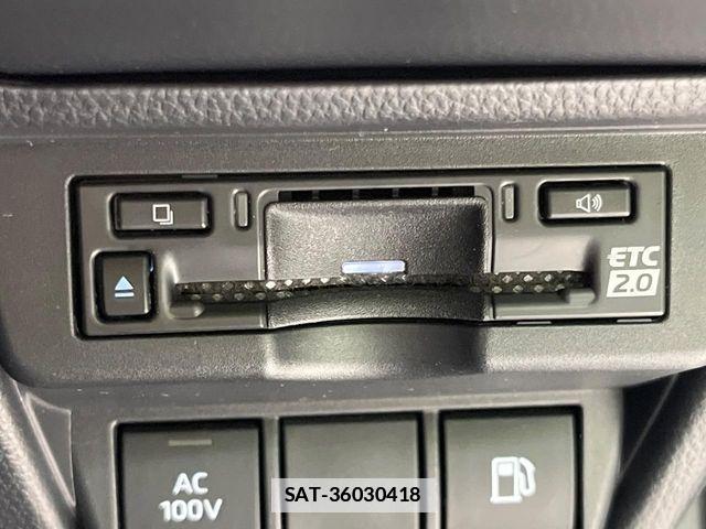 Toyota PRIUS 2023-12 7727340-7