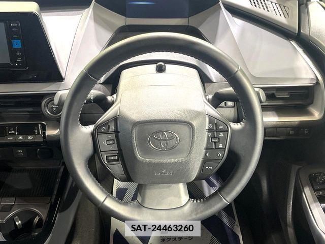 Toyota PRIUS 2023-11 7727335-10