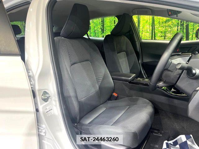 Toyota PRIUS 2023-11 7727335-7